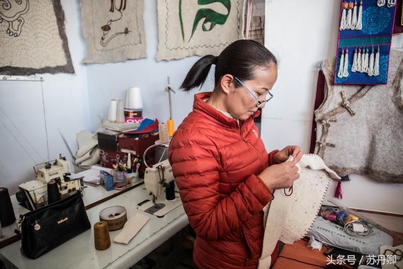 镶黄旗木雕,真骨雕是什么动物的骨头