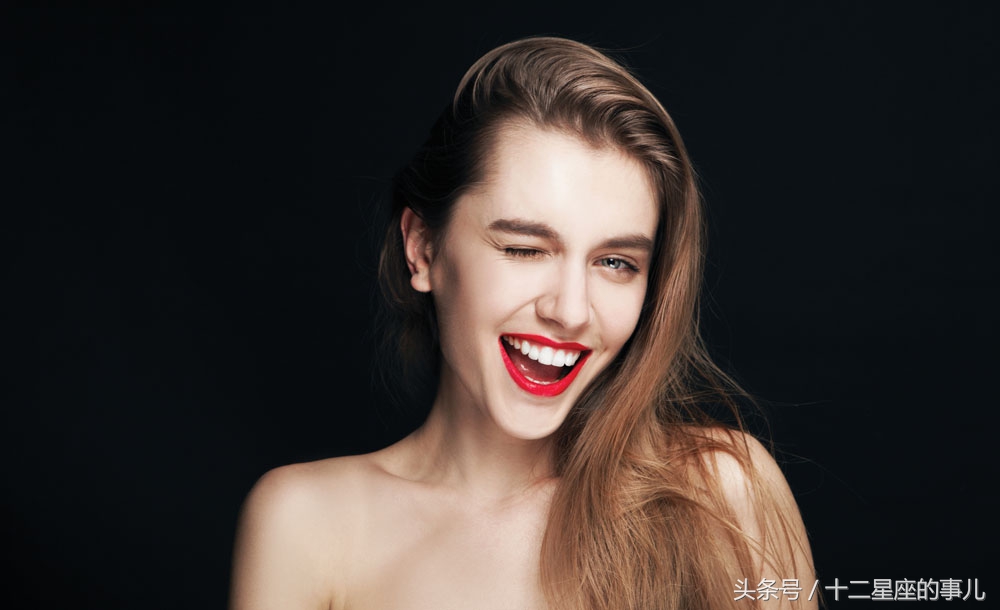 笑点低的人性格怎么样,笑点低的人怎么回事