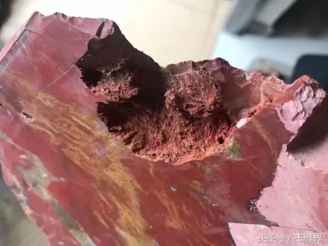 世间玛瑙过万千，玉雕师偏偏独宠这12种