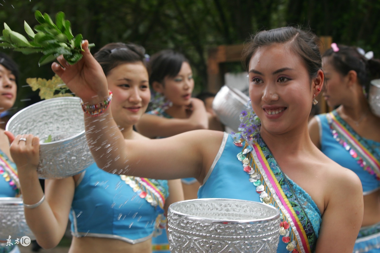 不出国体验异国风情西双版纳,去西双版纳感受傣族民族风情