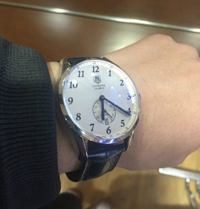 月收入1万戴什么表合适,月收入4000戴什么表合适