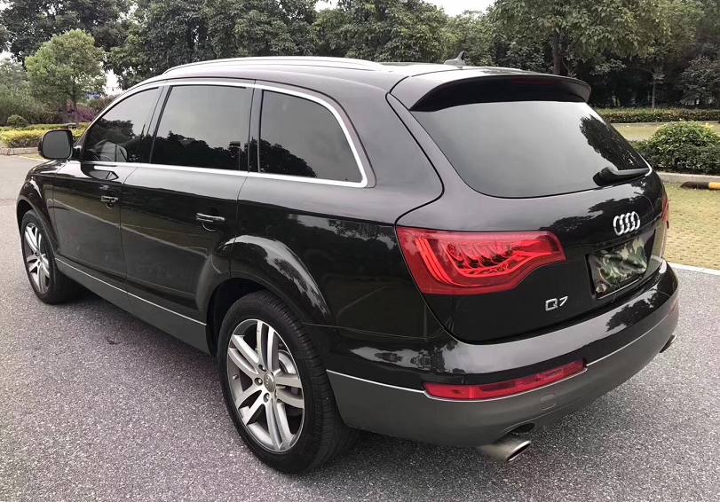 60万买二手奥迪q8,60万买奥迪q7还是买路虎