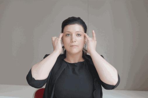 冬天下眼皮皱巴巴,冬天眼皮干燥怎么办小窍门