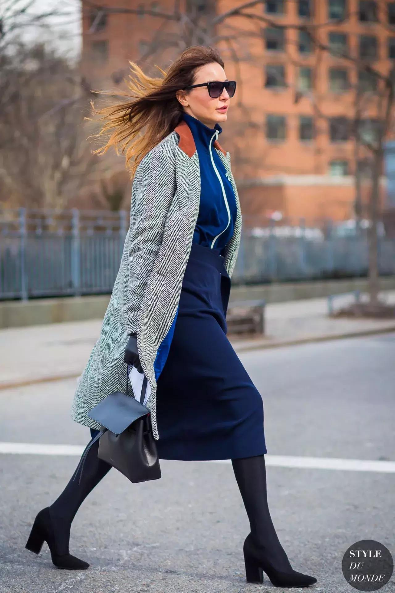 冬天薄款连裤袜怎么穿比较好看,秋冬必备的连裤袜