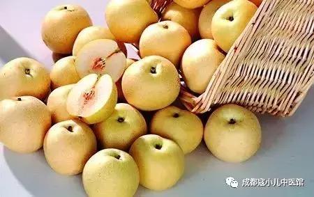 宝宝咳嗽有痰能喝梨水吗,宝宝咳嗽有痰能喝止咳糖浆吗