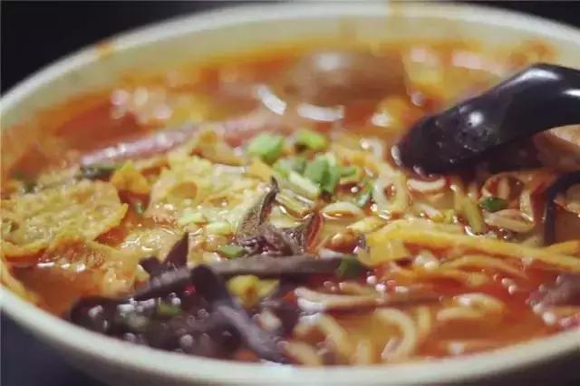 郑州吃什么食物好,在郑州哪些美食让你难以忘记