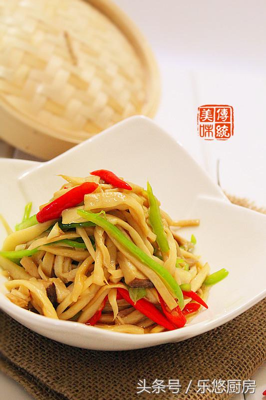 干野生蘑菇和肉怎么炒都好吃,各种蘑菇的做法大全炸着吃