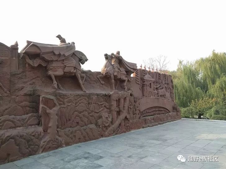 从瑞丽去畹町的路上,去畹町的路上