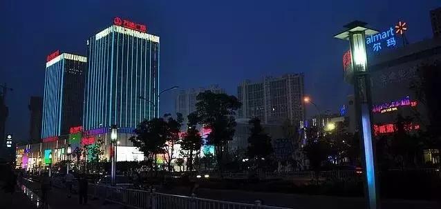 在镇江月入过万,在镇江月薪八千干什么工作