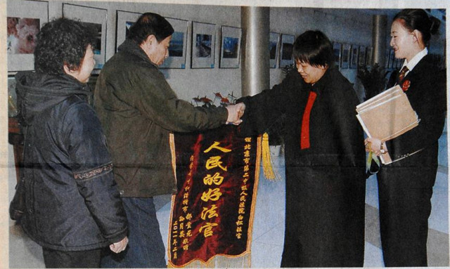 法官来了：“白大夫”白松上直播，和网友聊了些啥？