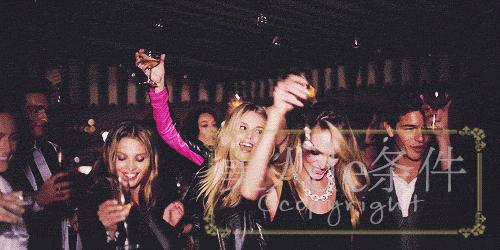 皱纹长得比薪水快！就算年底不加薪，也得入手这些美肤利器