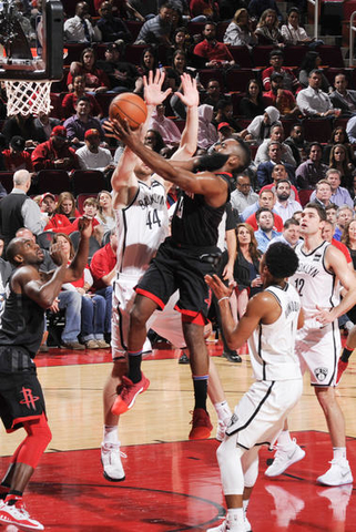 17-18赛季火箭队场均净胜8.5分,火箭队最疯狂阵容