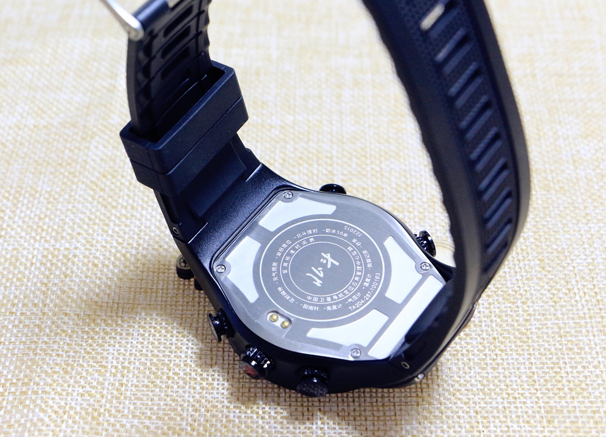 法拉利手表运动款,带gps运动轨迹的智能手表