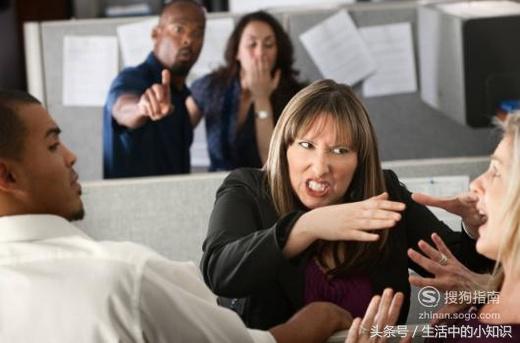 怎么跟嘴巴狠毒的人相处,遇到嘴毒的女人怎么回怼