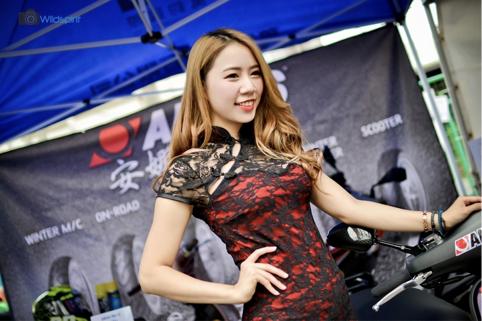 南台车展【SOL/ASTONE/THH】多款彩绘头盔亮相