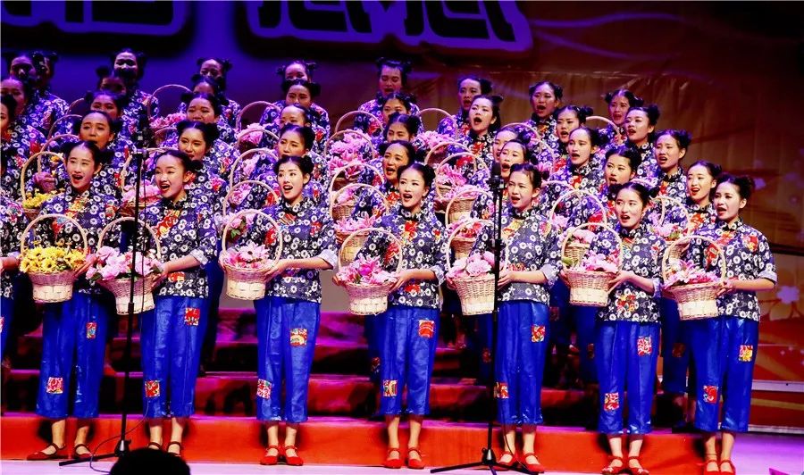 景东歌唱,景东安定山歌男女大合唱