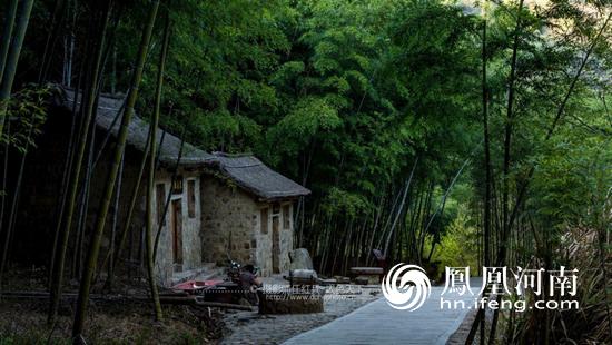 网络媒体文明旅游河南行走进尧山,网络媒体文明旅游