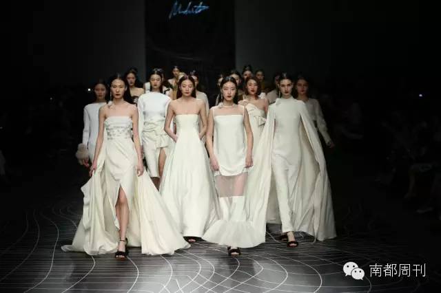 超模时装展,春夏季超模服装秀
