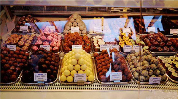 旅游伴手礼必买清单,旅游必备伴手礼