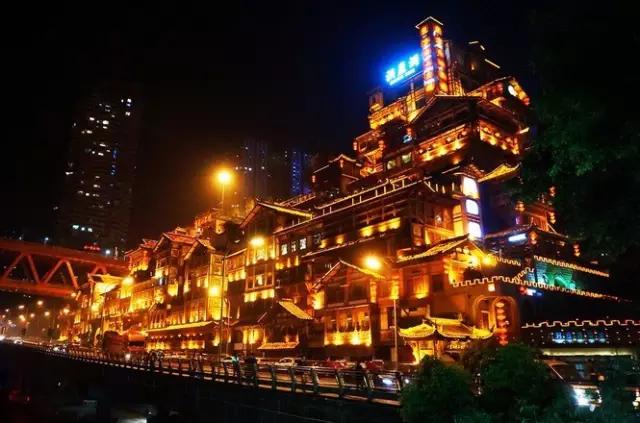 重庆是不是又出名了,为什么重庆在全国名气那么大