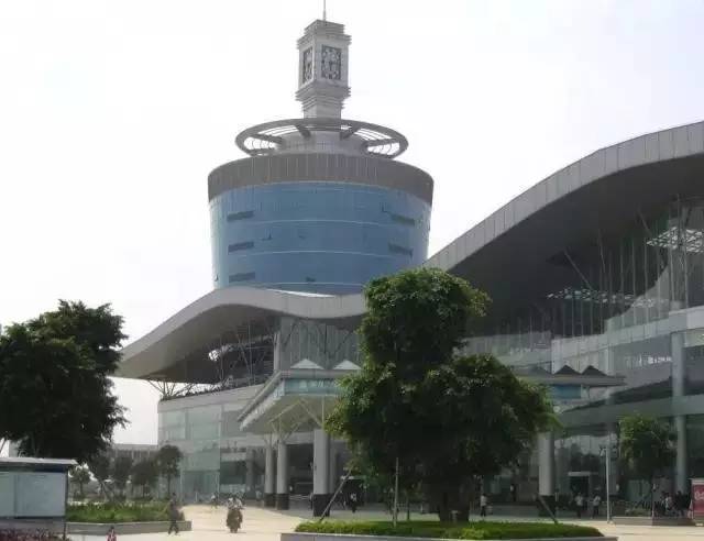 广州十八路地铁沿线景点,广州4号线沿线景点