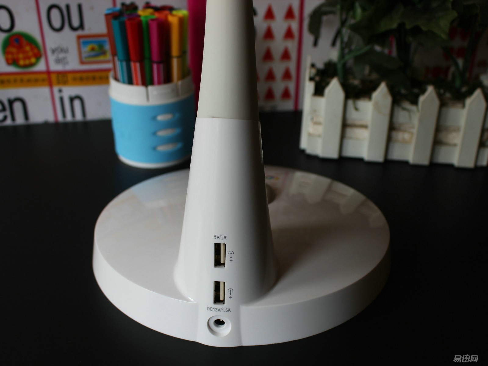 儿童护眼智能台灯学习专用,儿童护眼台灯智能感光