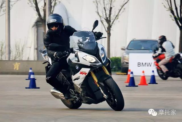宝马s1000xr摩托车的缺点,宝马摩托s1000xr测评