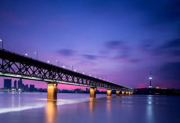 武汉城市精神是哪八个字,武汉城市精神的内容