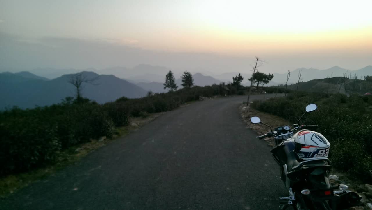 雅马哈国四飞致250值得入手吗,雅马哈飞致250极速可以跑多少