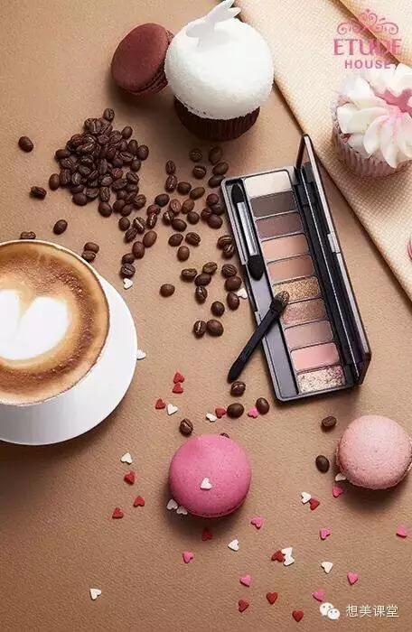 这些眼影盘，怎么也得有一个吧？！