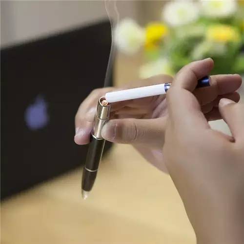 不喜欢你抽烟但是想给你惊喜,不喜欢你抽烟又想给你惊喜