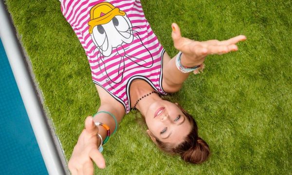 adidasneo最新情侣外套,adidas唐老鸭鞋子