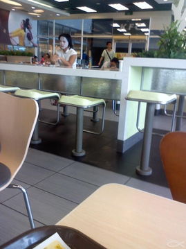 肯德基跨界合作：出了款面膜，有经典原味和藤椒热辣味