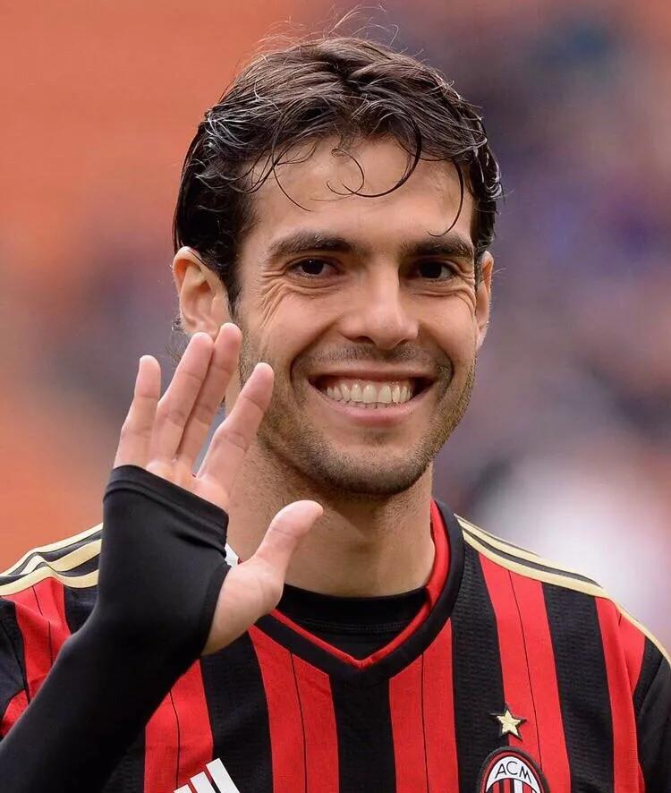 巴西足坛历史十大前锋,十大生不逢时巴西前锋