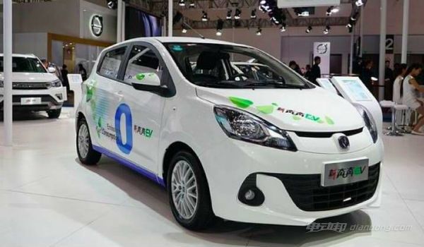 奔奔ev和长安奔奔燃油版机盖差别,奔奔e-star与奔奔ev