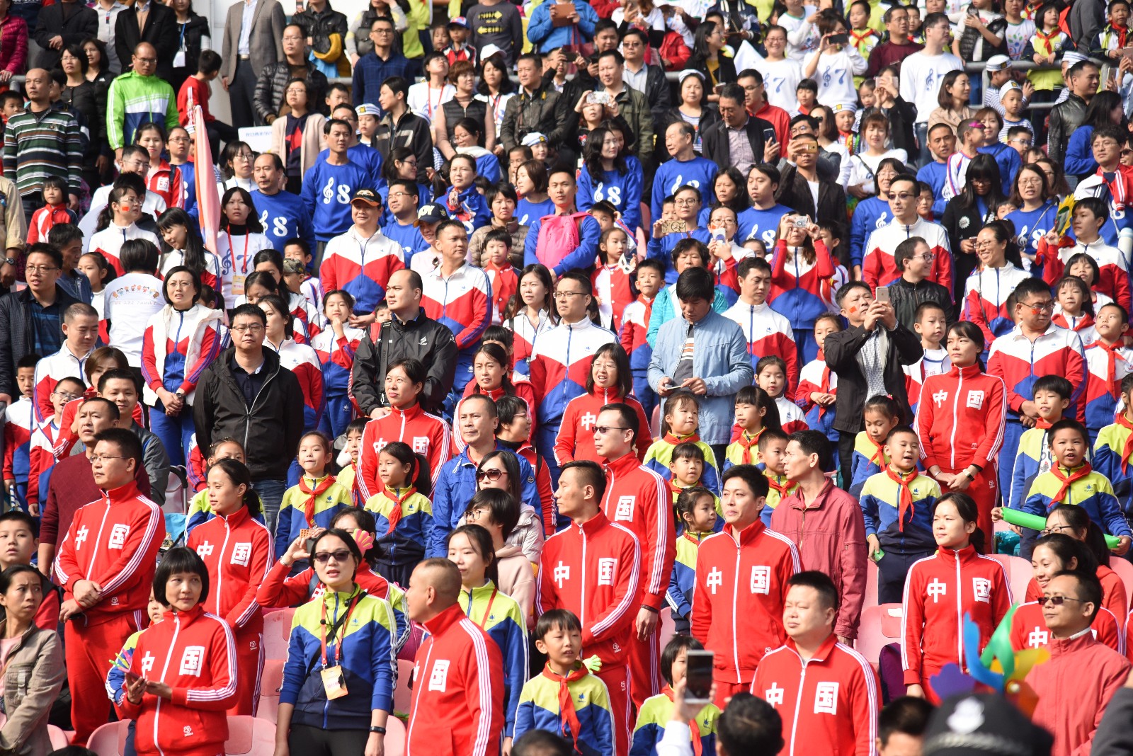 天河｜龙口西小*运学**动会：和平鸽、汉服、管乐队、拉丁舞团……