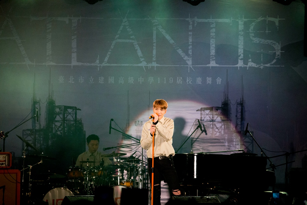 itsmylife狮子合唱团,狮子合唱团dontbreakmyheart