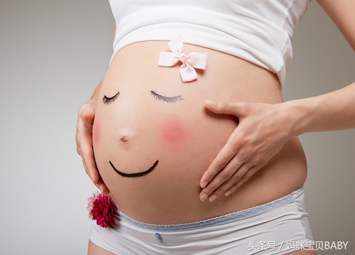 十八周胎动在毛毛上面一点正常吗,孕十八周胎儿在哪个位置胎动