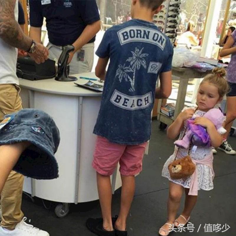 王诗龄包包dior同款,王诗龄的大牌包