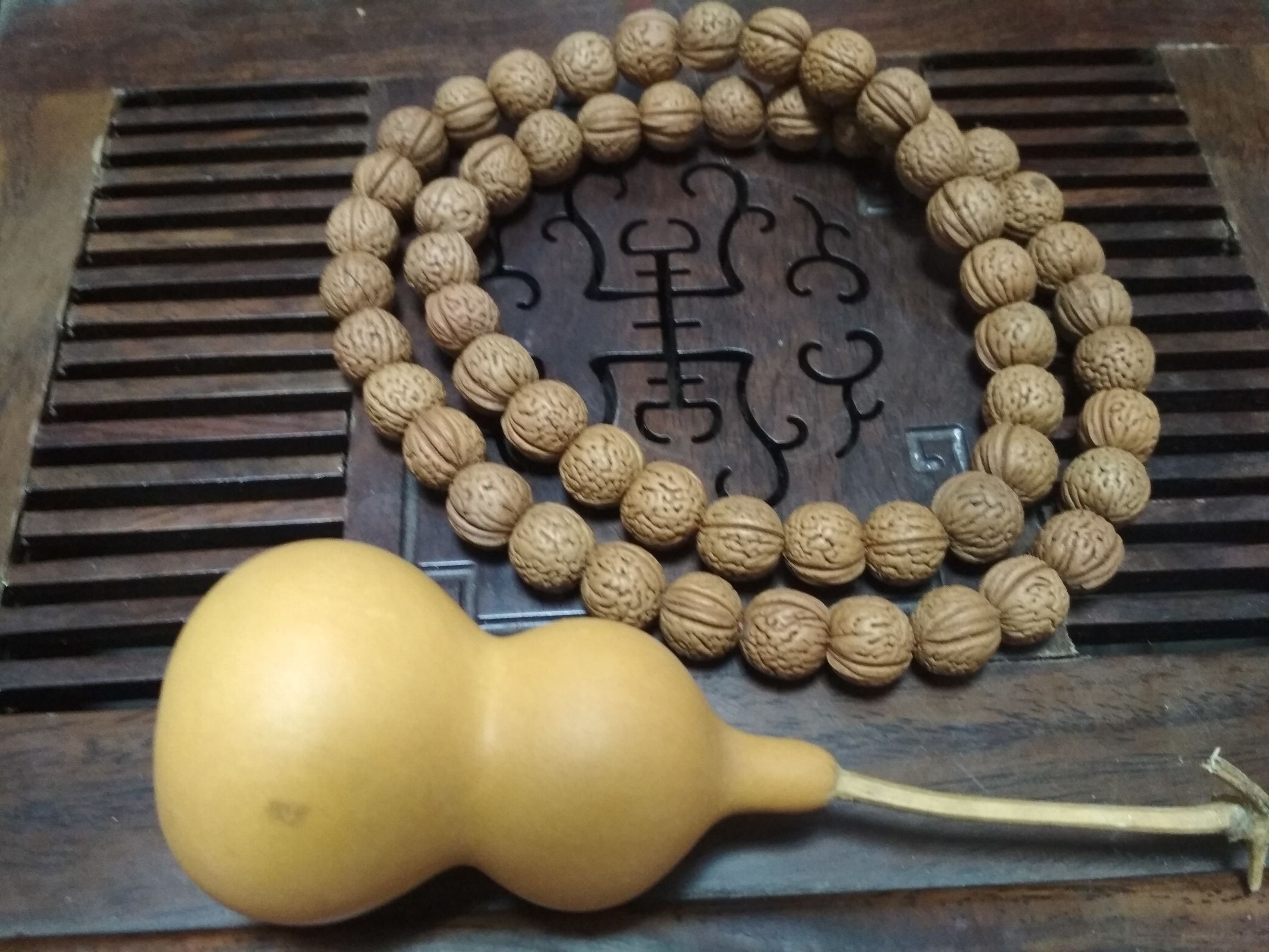 小籽桃核十八罗汉手串的价格,最便宜的桃核手串价格