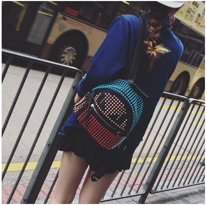 气质与颜值并存的双肩包,3-5百的大牌双肩包