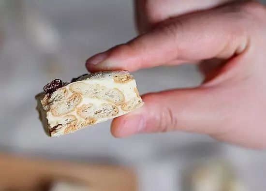 适合办公室吃的小零食,适合办公室的零食推荐