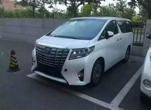 37岁阔太嫁入豪门,23岁嫁豪门当阔太与继子相差8岁