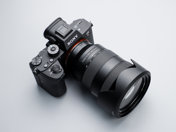 索尼fe24-105mmf4镜头画质差,索尼万元内套机推荐