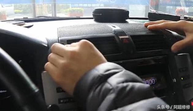 汽车怎么自己装ipad,旧的ipad如何改车载