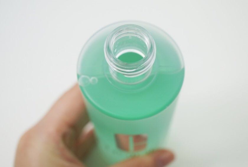 什么牌子的爽肤水便宜又好用,什么牌子的爽肤水好用又保湿