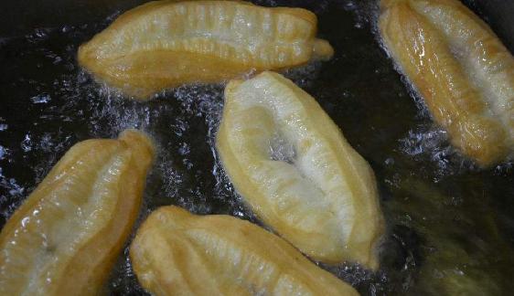 不含添加剂茴香小油条,老式油条碱矾绝密配方