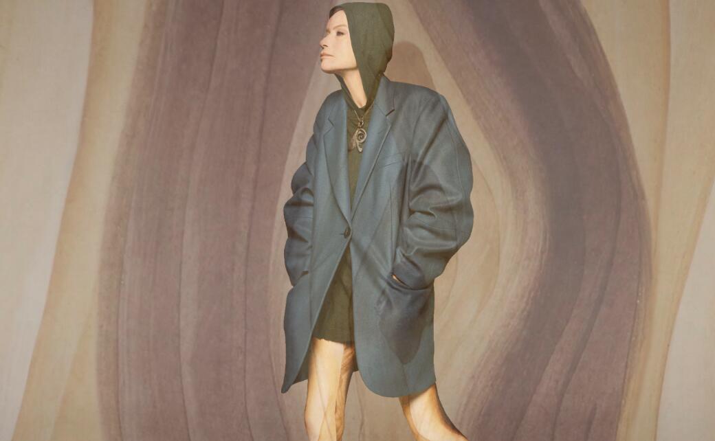 Balenciaga、AcneStudios合并发布秀，Chanel建工坊总部等资讯