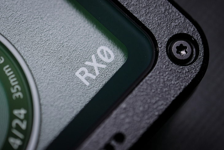 索尼相机s10评测,索尼rx0运动相机评测