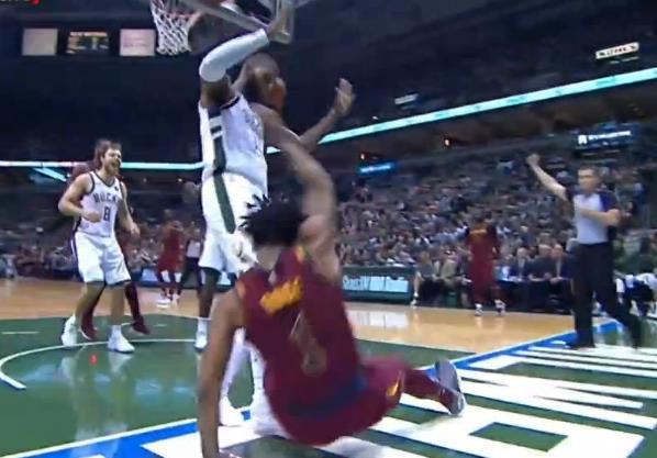 罗斯自曝左脚踝有骨刺需要动手术,罗斯受伤十字韧带后复出